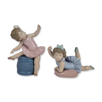Sale Photo Thumbnail #411: Pair of Lladro Spanish Porcelain Little Ballet Figurines, 5105 and 5109