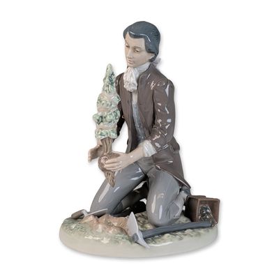 Sale Photo Thumbnail #209: Lladro Porcelain Figurine, Horticulturist 01005733