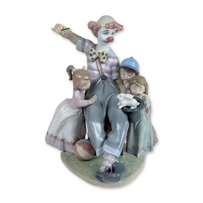 Lladro The Magic of Laughter Porcelain Figurine 5771