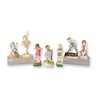 Sale Photo Thumbnail #317: 7pc Royal Worcester Days of the Week Porcelain Figurines