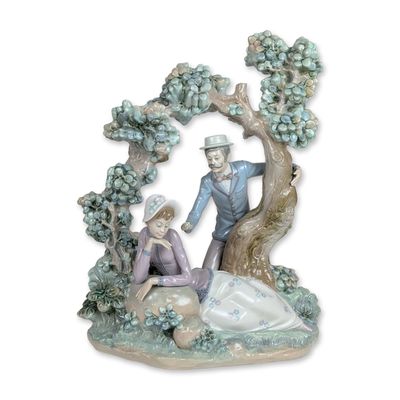 Sale Photo Thumbnail #194: Lladro Spain Porcelain Sculptural Group Genteel 5014
