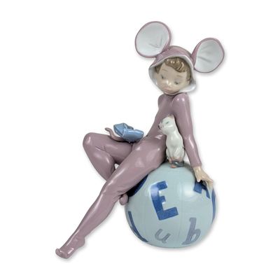 Sale Photo Thumbnail #399: Lladro Porcelain Restful Mouse Figurine 5882