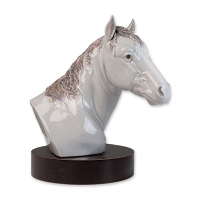 Sale Photo Thumbnail #397: Lladro Glazed Porcelain Horse Bust, Derby Winner on Wood Base 01005544
