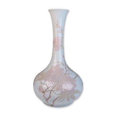 Sale Photo Thumbnail #440: Lladro Porcelain Classic Flora Vase 01004741