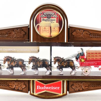 BUDWEISER "WORLD'S CHAMPION CLYDESDALE TEAM" HANGING BAR LIGHT CLOCK