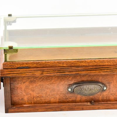 COUNTRY STORE COUNTERTOP DISPLAY CASE WITH CASH DRAWER