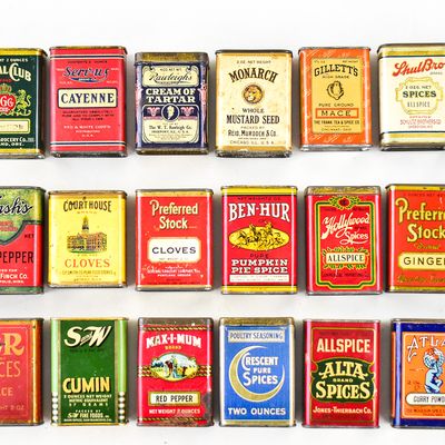 30 ASSORTED SPICE TINS: EDWARDS, ALTA, BETSY ROSS, OLD COLONT PURE