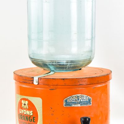 LYONS ORANGE KOOL-AIRE SODA DISPENSER