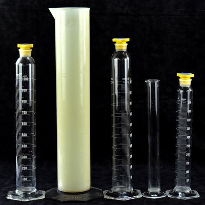 FIVE KIMAX AND KIMBLE GRADUATED CYLINDERS