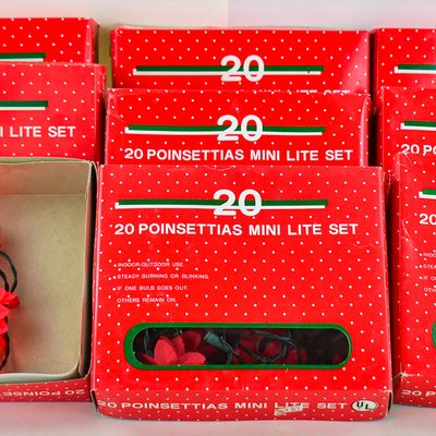 NINE BOXED SETS OF POINSETTIA MINI LITES