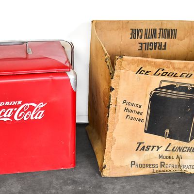 PROGRESS REFRIGERATOR COMPANY COCA-COLA RED METAL PICNIC COOLER