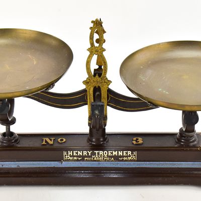 HENRY TROEMNER No. 3 CAST-IRON BALANCE SCALE