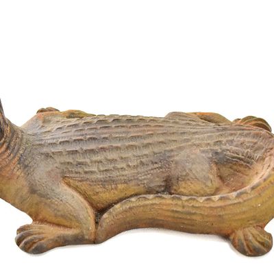 CAST-IRON ALLIGATOR LAWN SPRINKLER