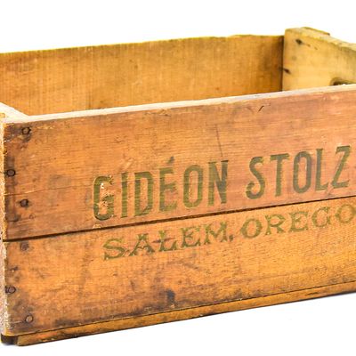 GIDEON STOLZ COMPANY WOODEN CRATE; SALEM, OREGON