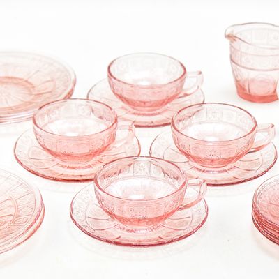 JEANNETTE GLASS COMPANY "DORIC & PANSY" CHILD'S TEA SET ASSORTMENT
