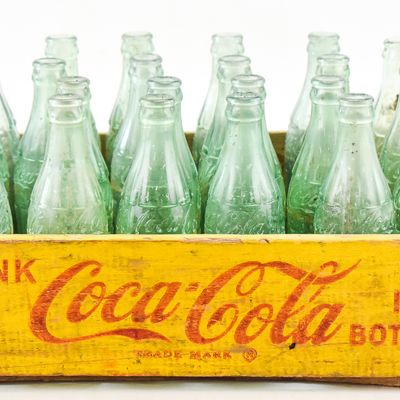 YELLOW COCA-COLA WOODEN CRATE WITH 24 GLASS BOTTLES