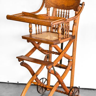 PRESSED-BACK OAK HIGH CHAIR STROLLER