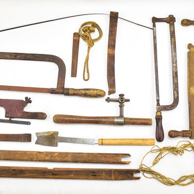 ASSORTMENT OF SAWS, SAW HANDLES, & BLADES