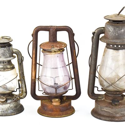 TRIO OF R.E. DIETZ COLST BLAST KEROSENE LANTERNS