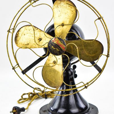 PEERLESS ELECTRIC FAN