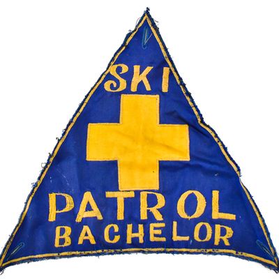MT. BACHELOR SKI PATROL PATCH