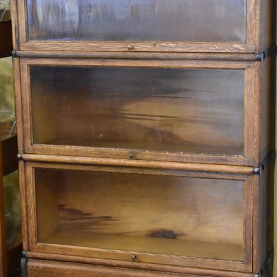 THREE-STACK BARRISTER BOOKCASE