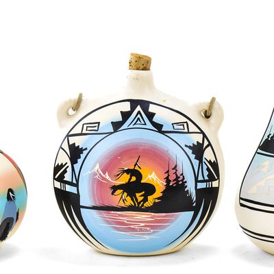 TRIAD OF CONTEMPORARY SOUTHWEST STYLE POTTERY
