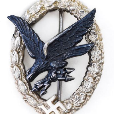 WWII GERMAN LUFTWAFFE RADIO OPERATOR & AIR GUNNER BADGE