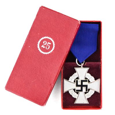 GERMAN 25-YEAR CIVIL SERVICE FAITHFUL SERVICE MEDAL W/ BOX