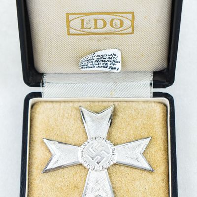 CASED GERMAN WAR MERIT CROSS 1ST CLASS W/O SWORDS
