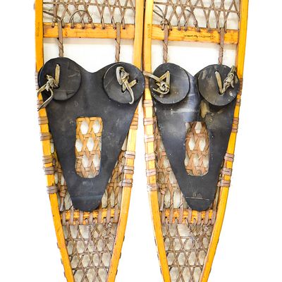 PAIR OF VINTAGE NORTHWOOD BRANDS SNOWSHOES