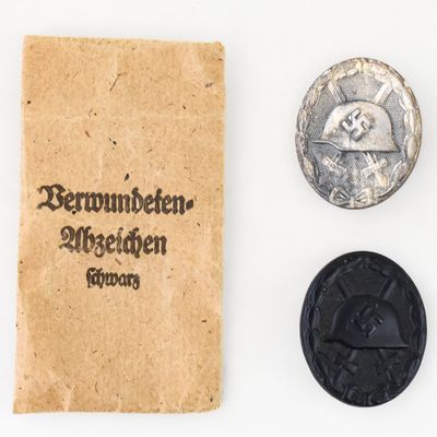 GERMAN WWII SILVER-GRADE & BLACK-GRADE WOUND BADGES, 1939