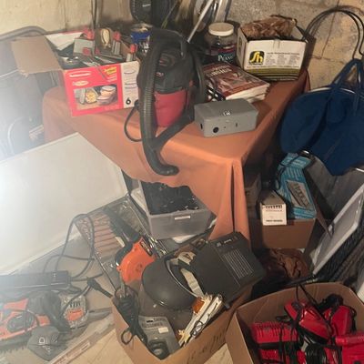 Estate sale photo