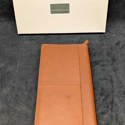 Sale Photo Thumbnail #447: Cutter and Buck Brown Leather Zip Around Auto Organizer