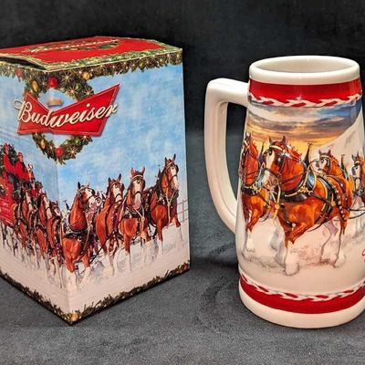 Sale Photo Thumbnail #464: 2010 Budweiser Dashing Through The Snow Stein