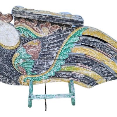 Sale Photo Thumbnail #300: Large Handcarved And Handpainted Wooden Toucan