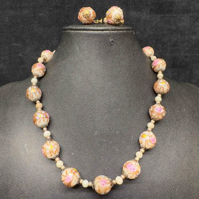 Murano Venetian Art Glass Lamp Work Floral White Round Beaded Necklace and Fiorato Earrings Set C79