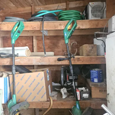 Sale Photo Thumbnail #30: Yard tools
