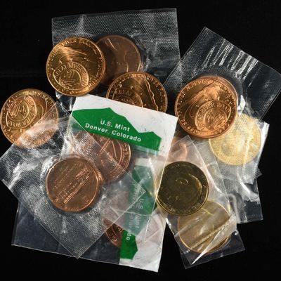 (15) TOKENS AND MEDALS