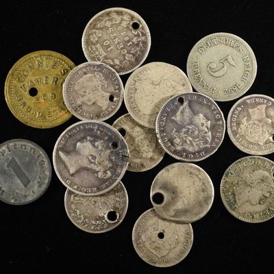FOREIGN & TOKEN COLLECTORS LOT DAMAGED
