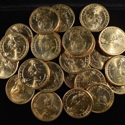 (25) JOHN F KENNEDY PRESIDENTIAL DOLLARS