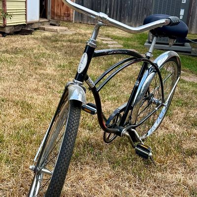 Vintage Schwinn bike
