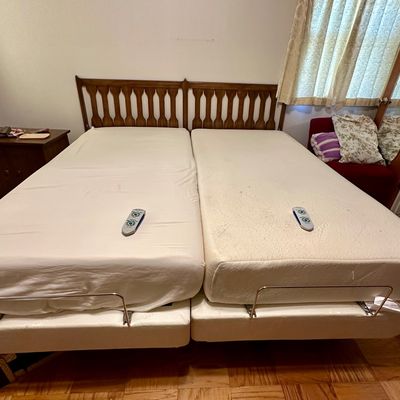 Tempurpedic bed, headboard and feel raise and lower.