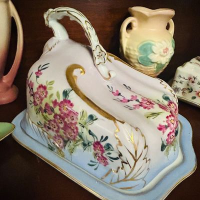 Vintage butter dish 