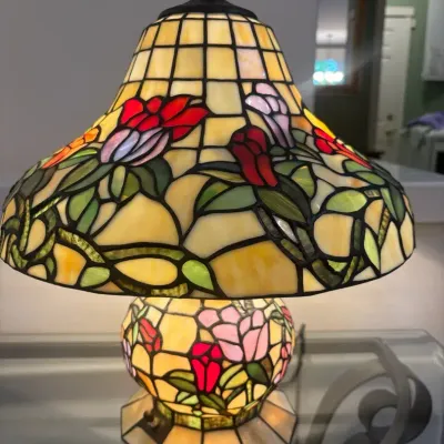 Tiffany Style Table Lamp