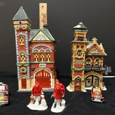 Dept 56 Christmas in the City & Village Series - Ashwick Lane Hose & Ladder And Engine House 1901