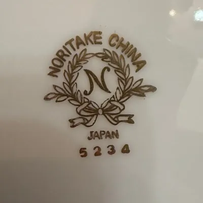 Noritake Lindrose 5234 China Set 