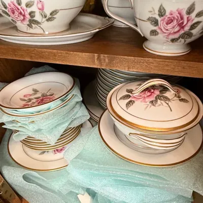 Noritake Lindrose 5234 China Set 