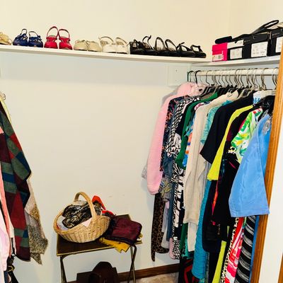 Sale Photo Thumbnail #112