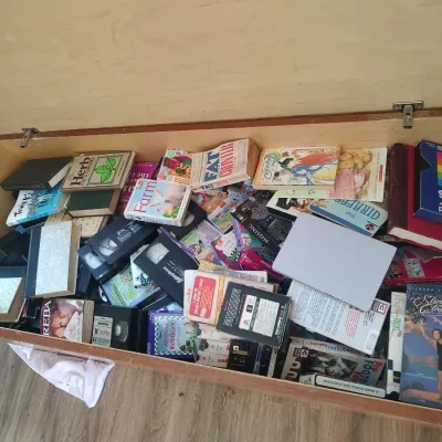 Estate sale photo